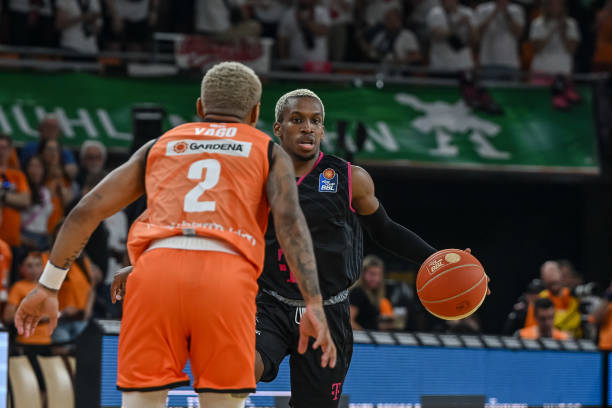 十五运U18女足资格赛：山东队6-0山西队 提前出线.