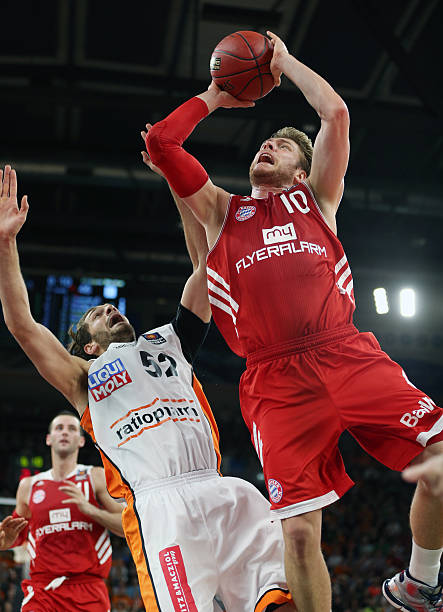 同行效法的 同行效法的